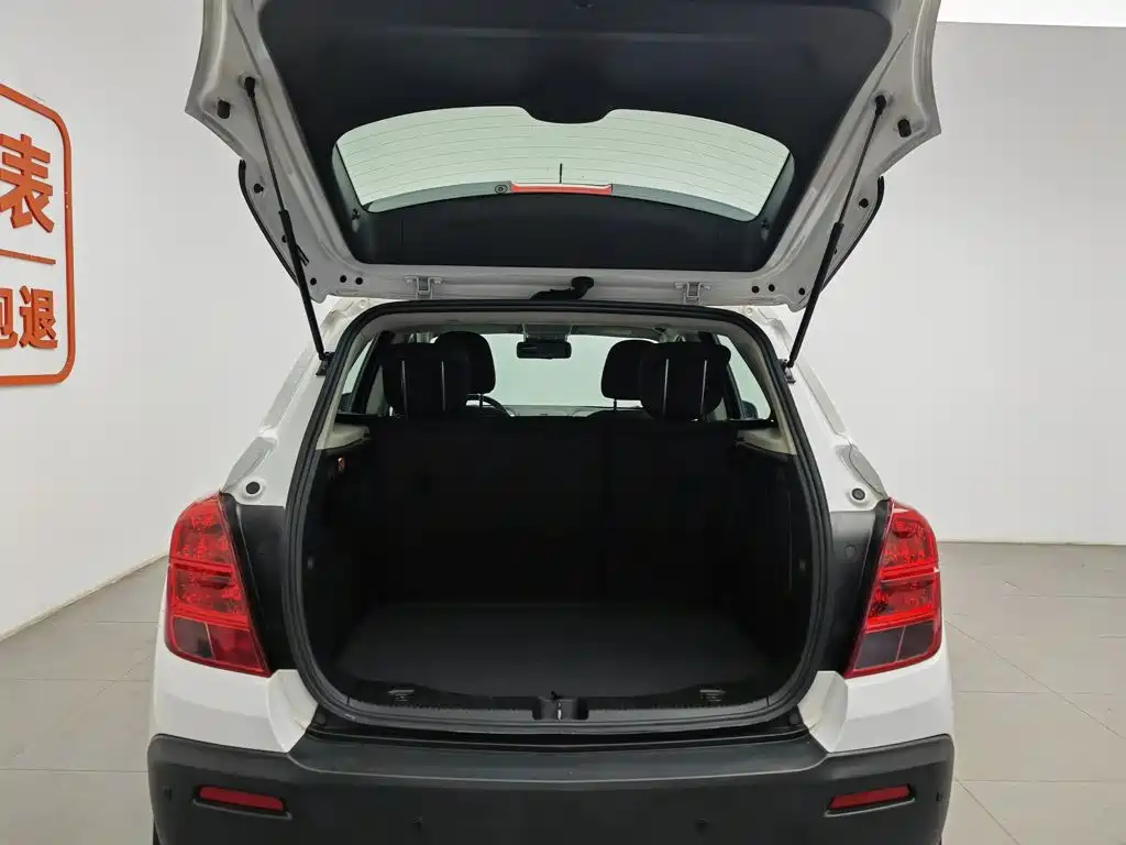 Chevrolet Trax 2016 — фото 16