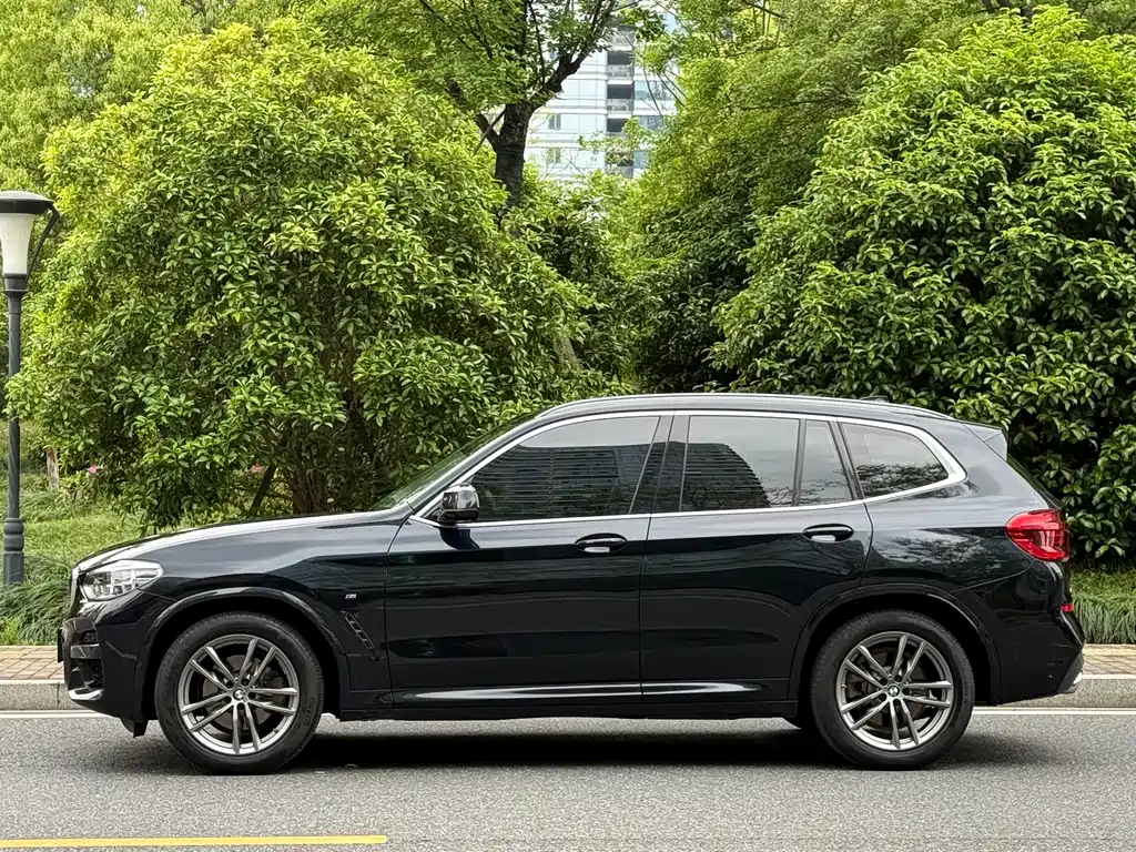 BMW X3 2021 — фото 2