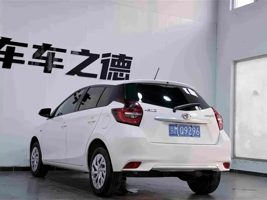 Toyota Vios FS 2023 — фото 23