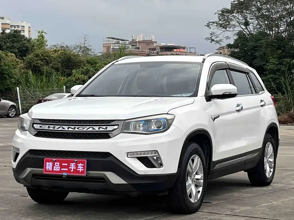Changan CS75 2017 — фото 1