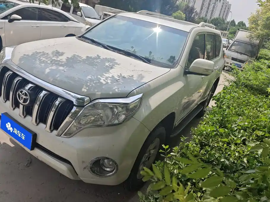 Toyota Prado 2015 — фото 1