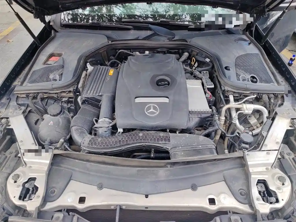 Mercedes-Benz E-Class 2019 — фото 16