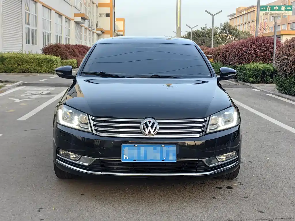 Volkswagen Magotan 2015