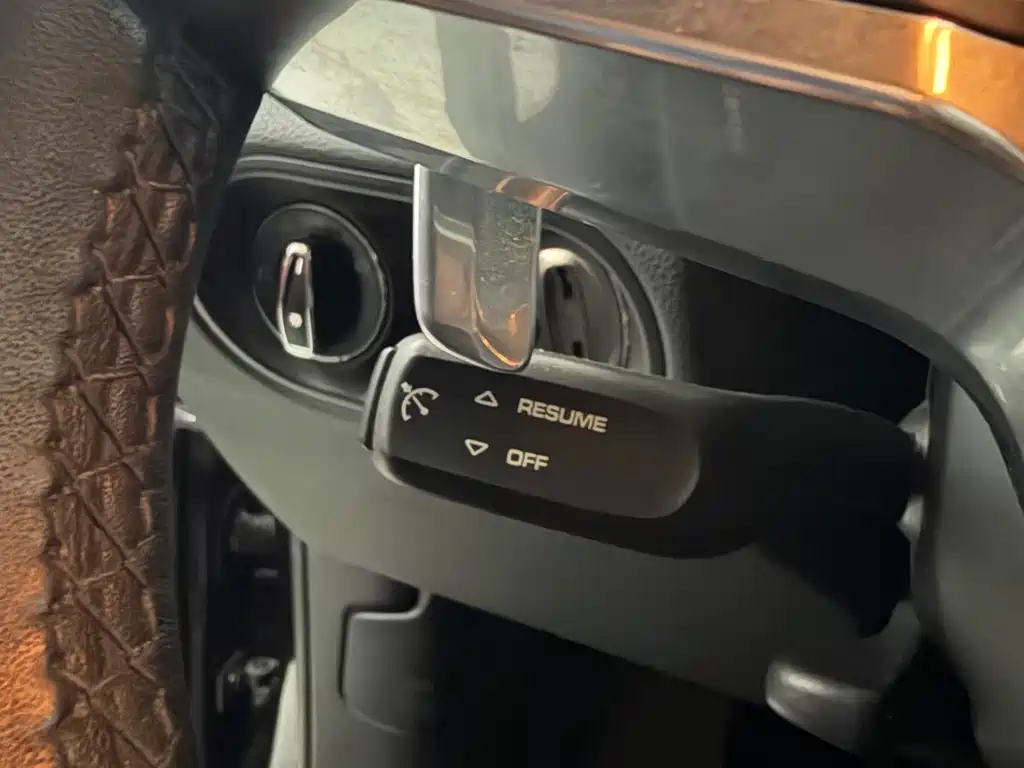 Porsche Macan 2016 — фото 11