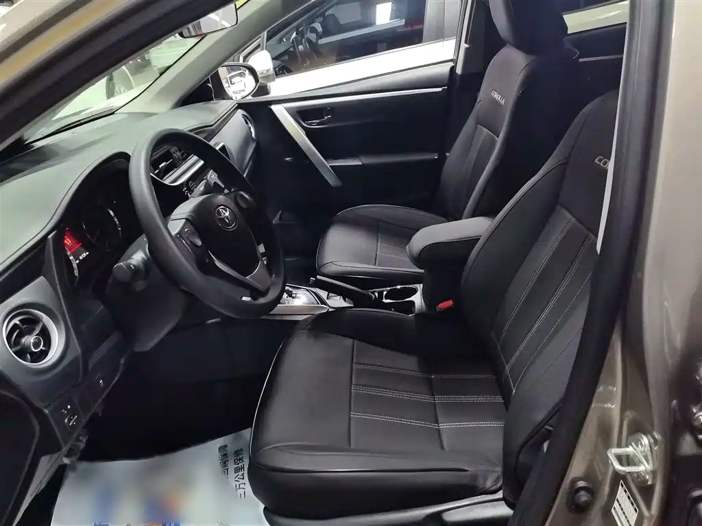 Toyota Corolla 2019 — фото 13