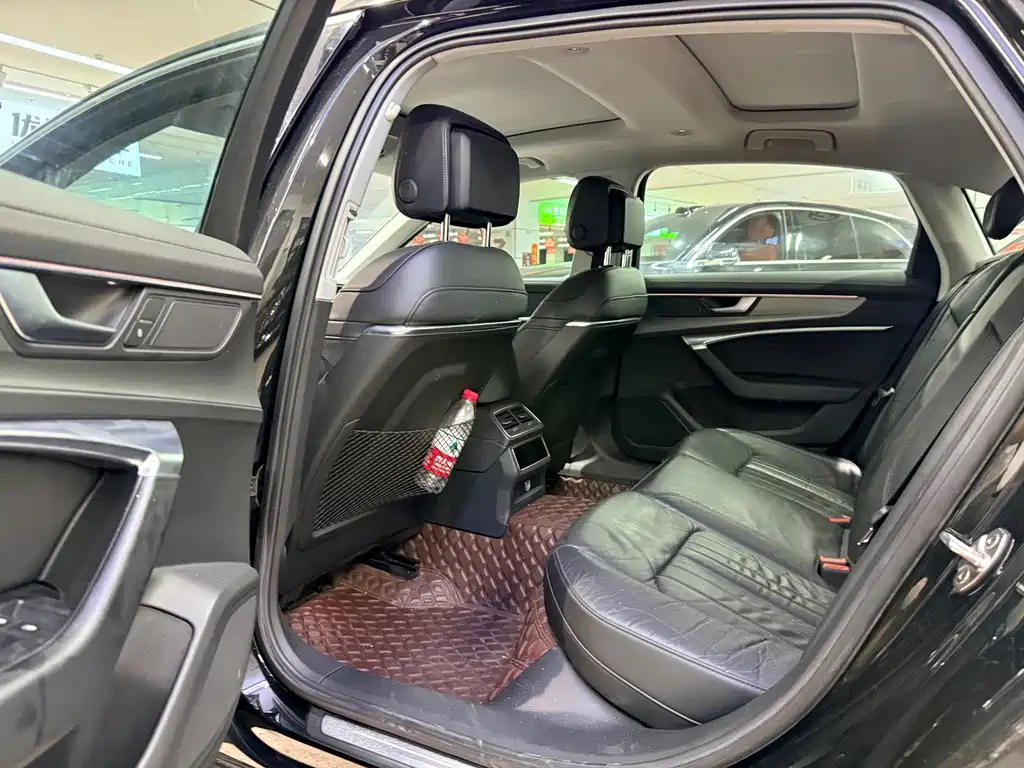 Audi A6L 2021