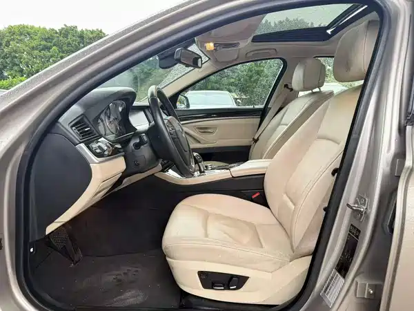 BMW 5 Series 2012