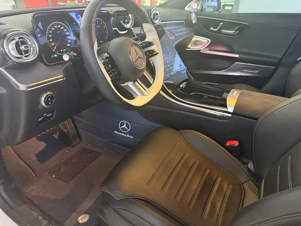 Mercedes-Benz C-Class 2022