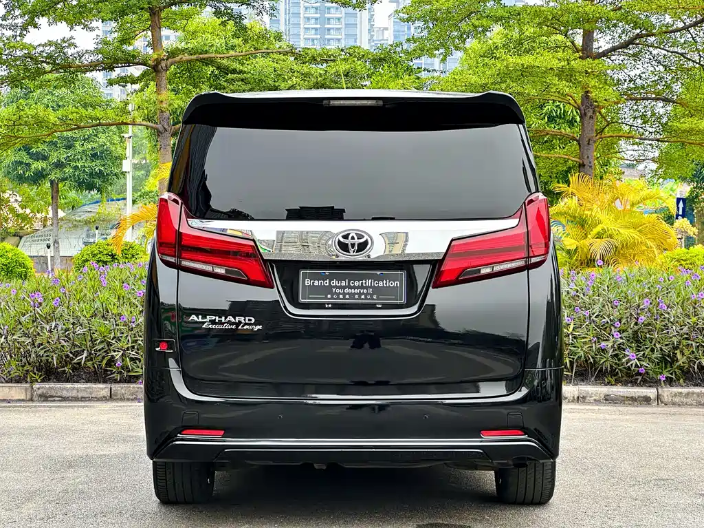 Toyota Alphard 2019 — фото 6