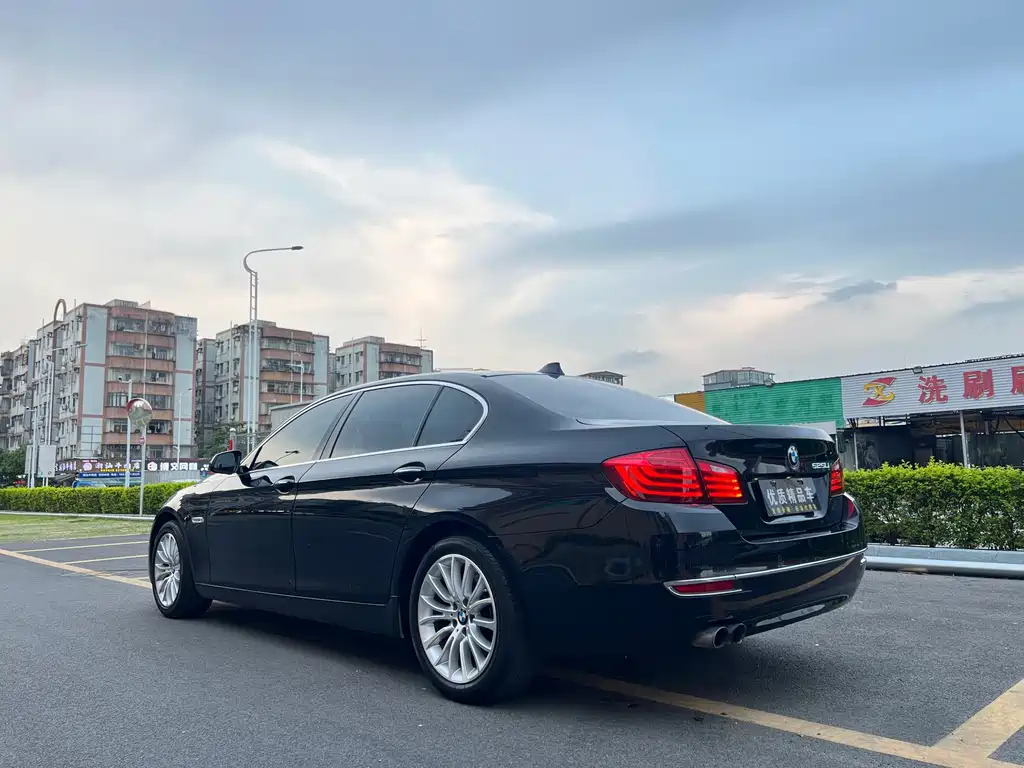 BMW 5 Series 2017