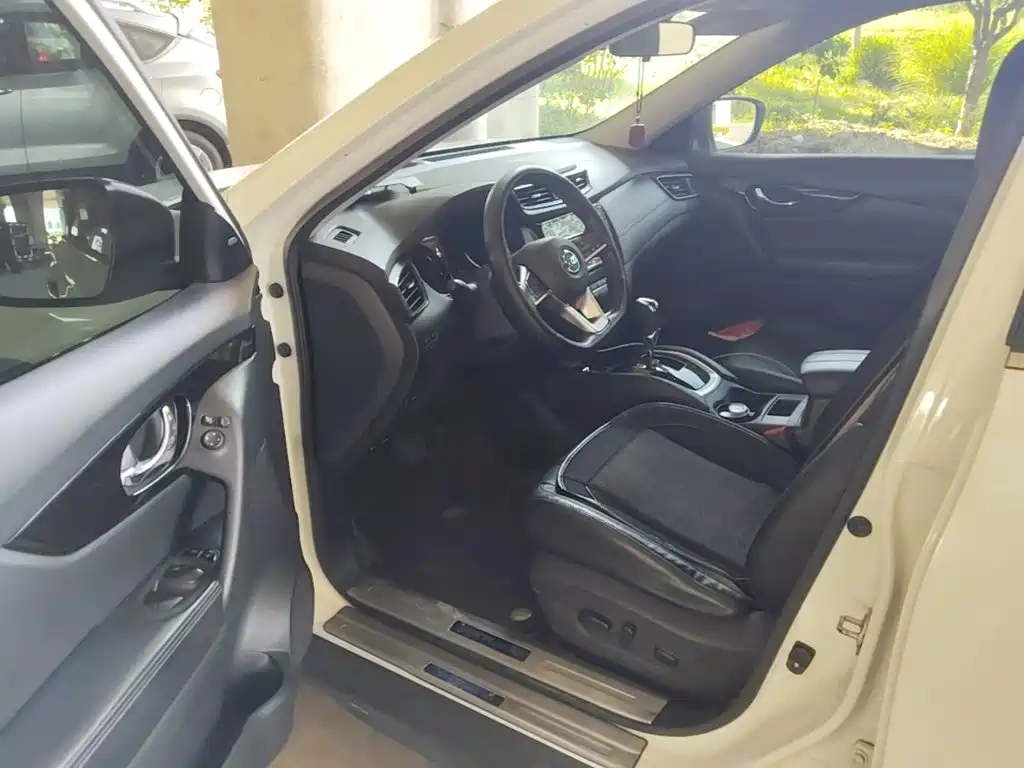 Nissan X-Trail 2020 — фото 16