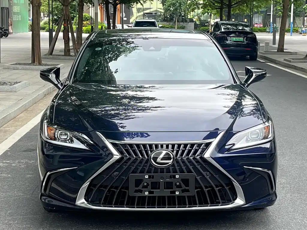 Lexus ES 2024 — фото 3