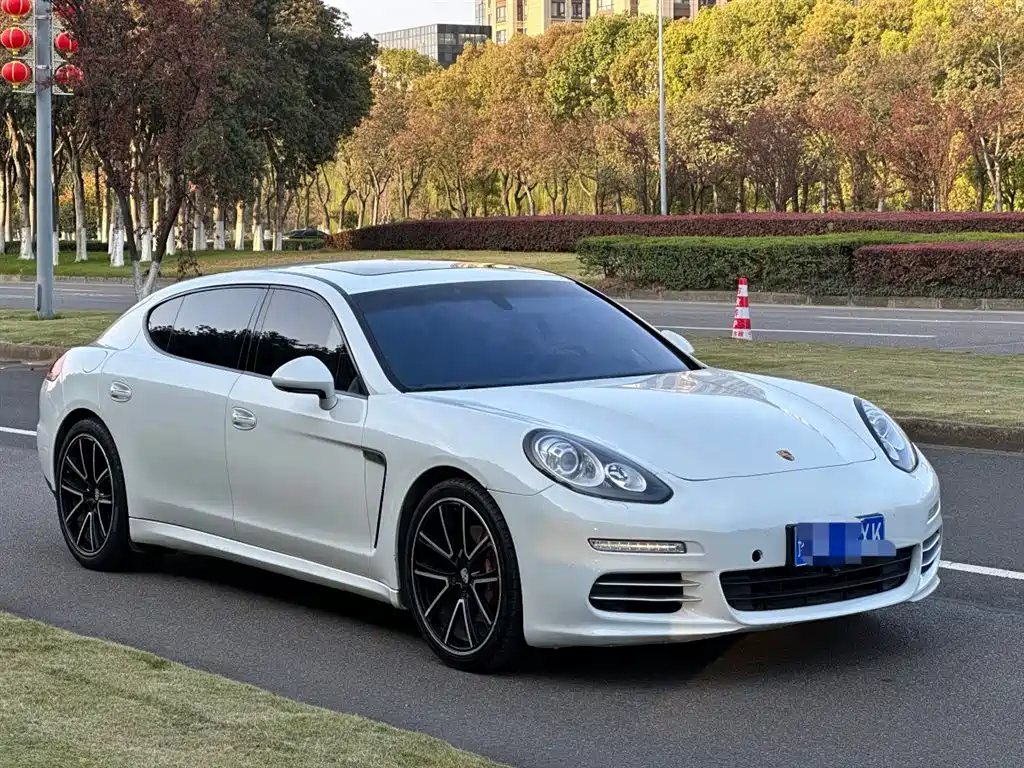 Porsche Panamera 2017 — фото 3