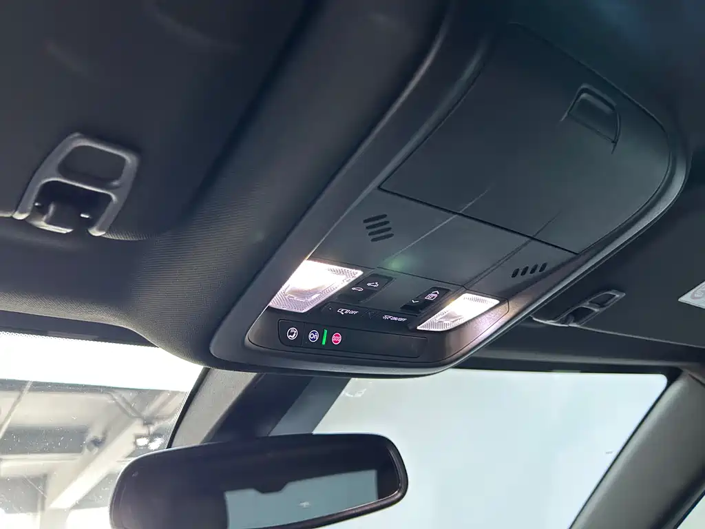 Cadillac XT5 2021 — фото 19