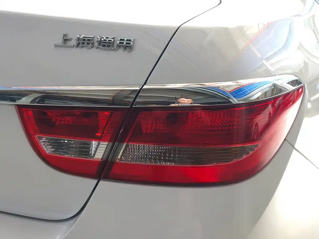Buick Excelle 2014 — фото 10