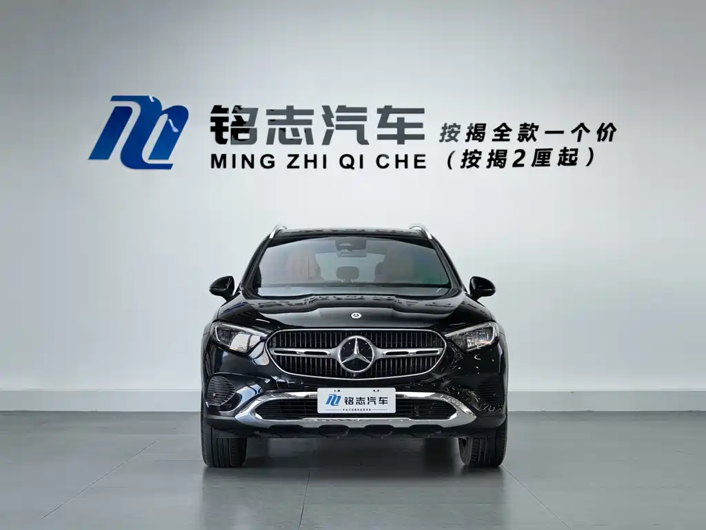 Mercedes-Benz GLC 2023