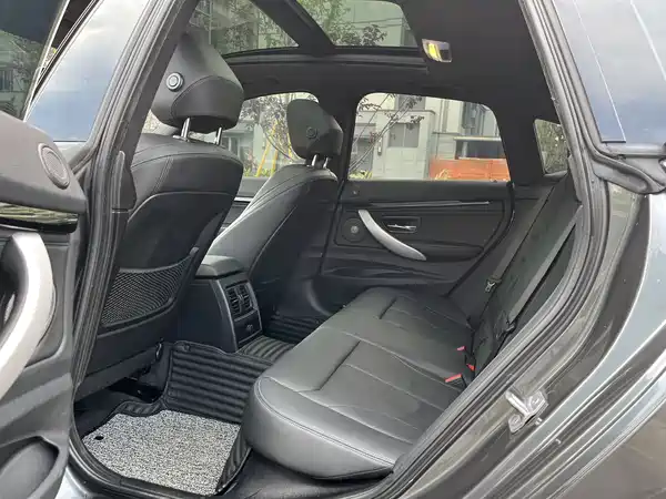 BMW 3 Series GT 2019