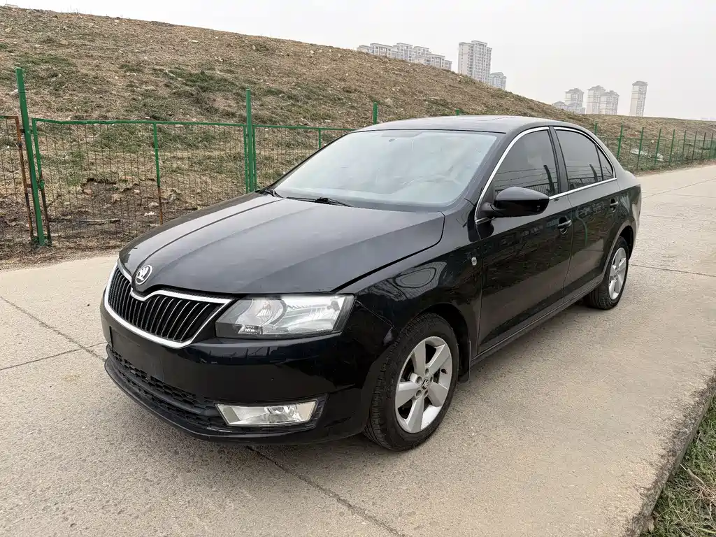 Skoda Rapid 2013
