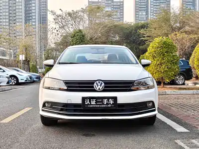 Volkswagen Sagitar 2016