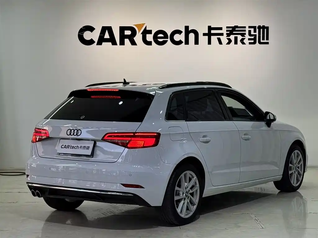 Audi A3 2019 — фото 5