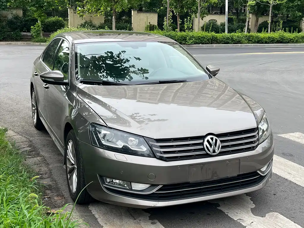 Volkswagen Passat 2011