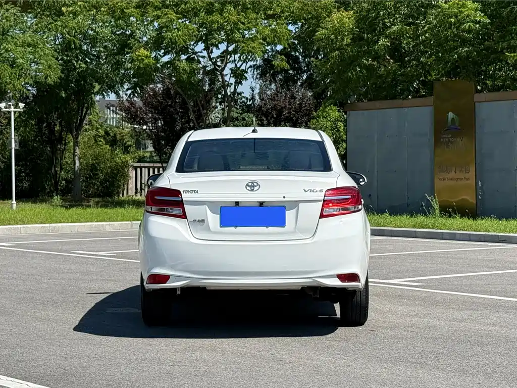 Toyota Vios 2019 — фото 28