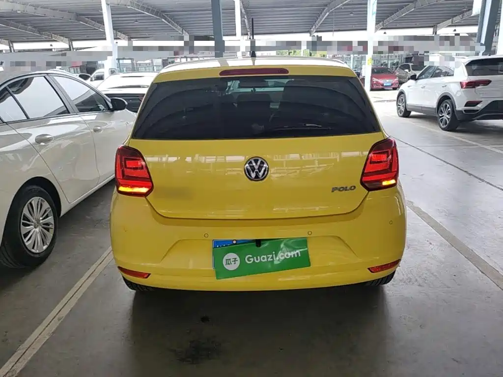 Volkswagen Polo 2015