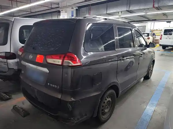 Dongfeng Fengguang 330 2020