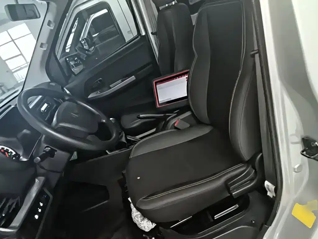 Changan Ruixing M60 2024 — фото 15
