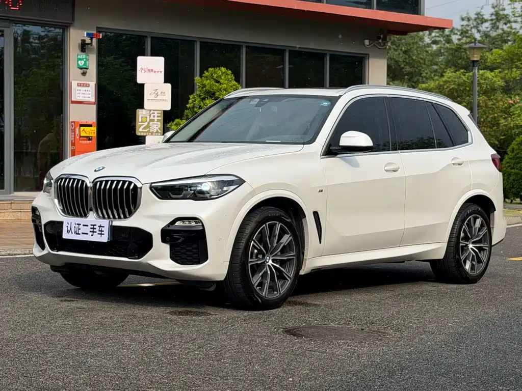 BMW X5 2020 — фото 1