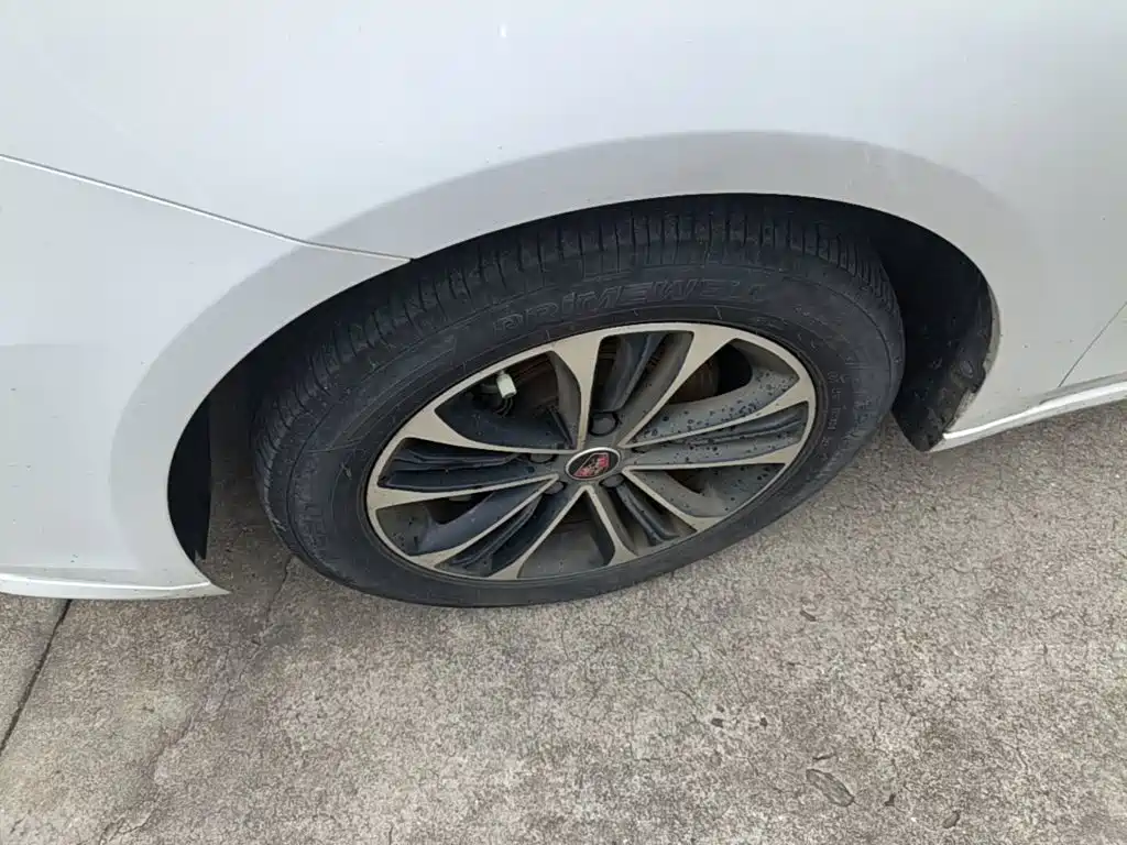 Roewe i6 New Energy 2020 — фото 25