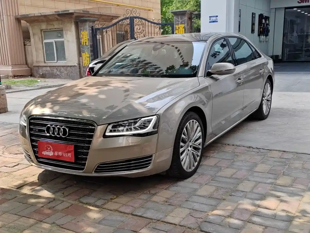 Audi A8 2013
