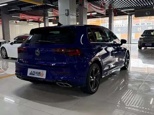 Volkswagen Golf 2023