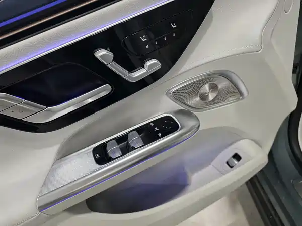 Mercedes-Benz EQE 2025
