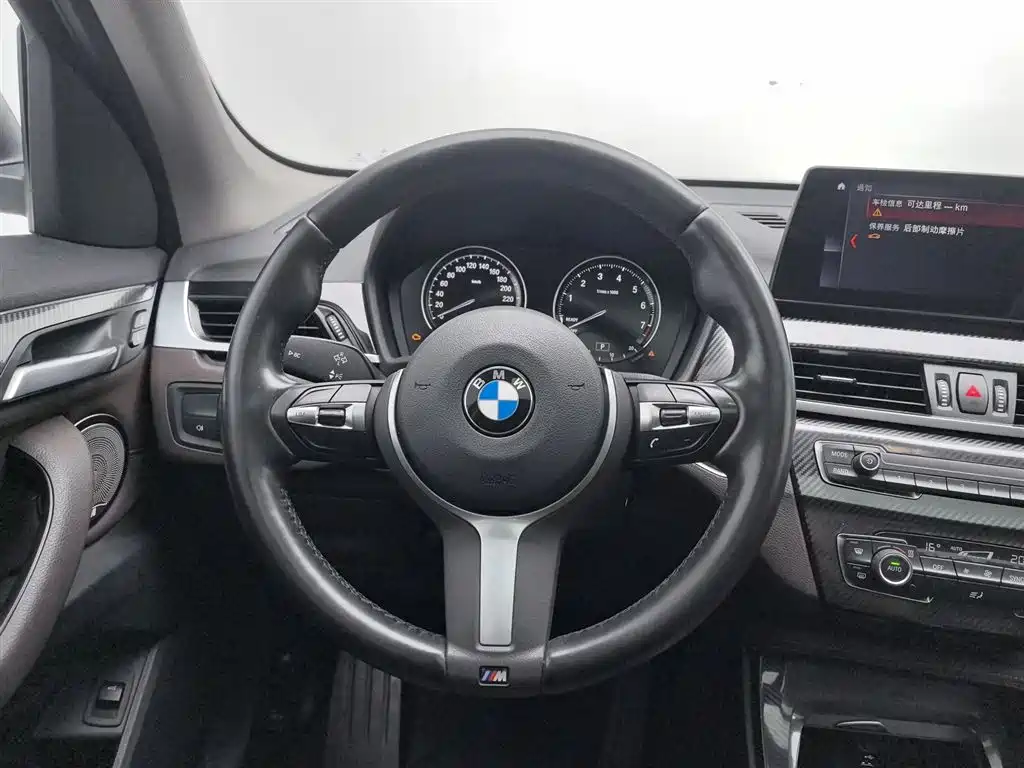BMW X1 2021 — фото 11