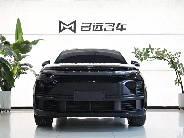 Li Auto L7 2025