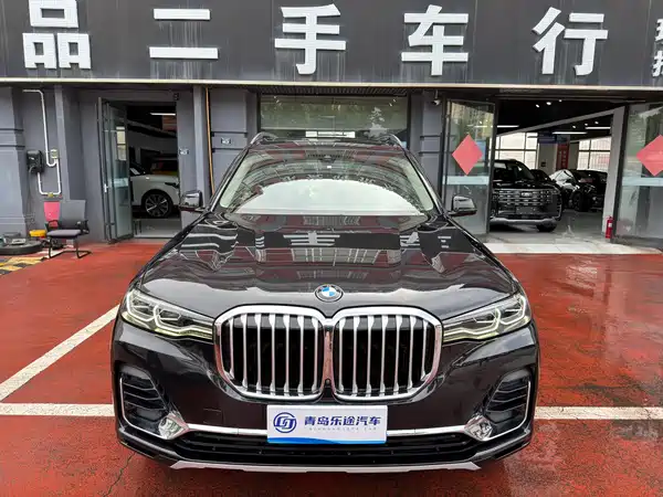 BMW X7 2022
