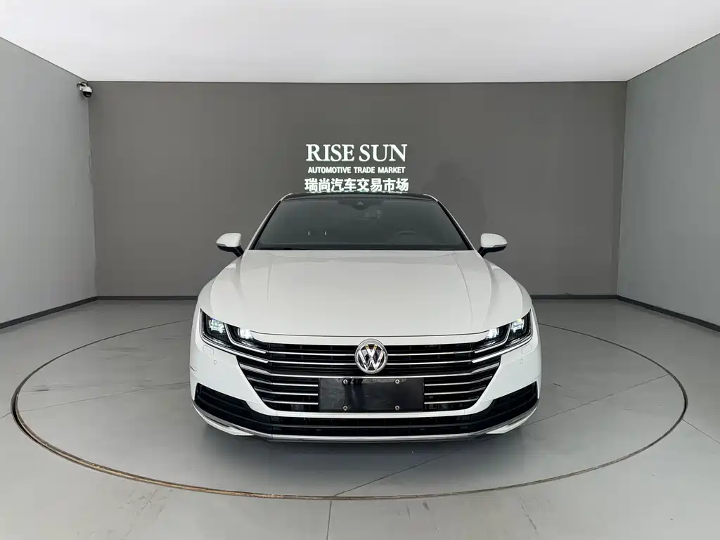 Volkswagen CC 2019 — фото 2