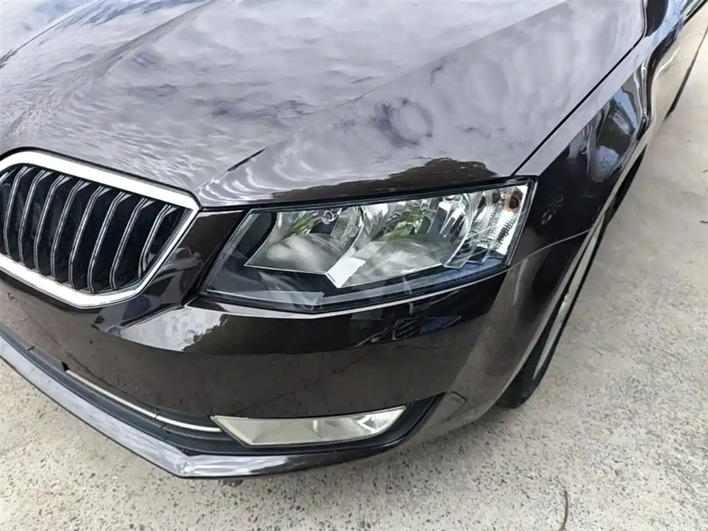 Skoda Octavia 2015 — фото 24