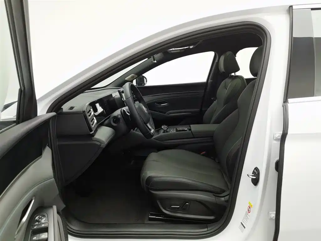 BYD Qin L 2025 — фото 10