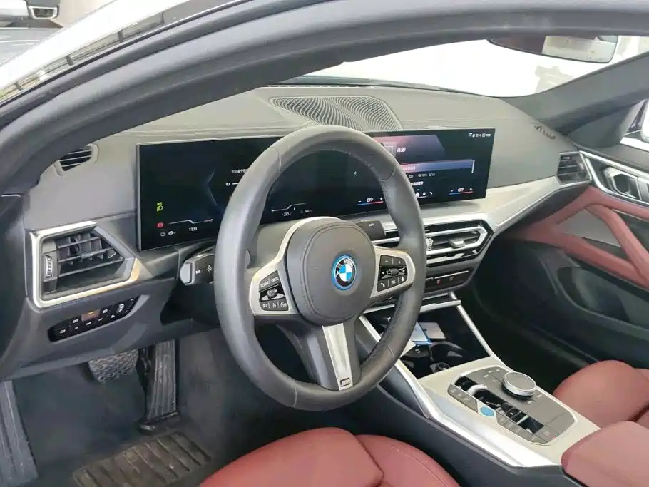 BMW i4 2026 — фото 6