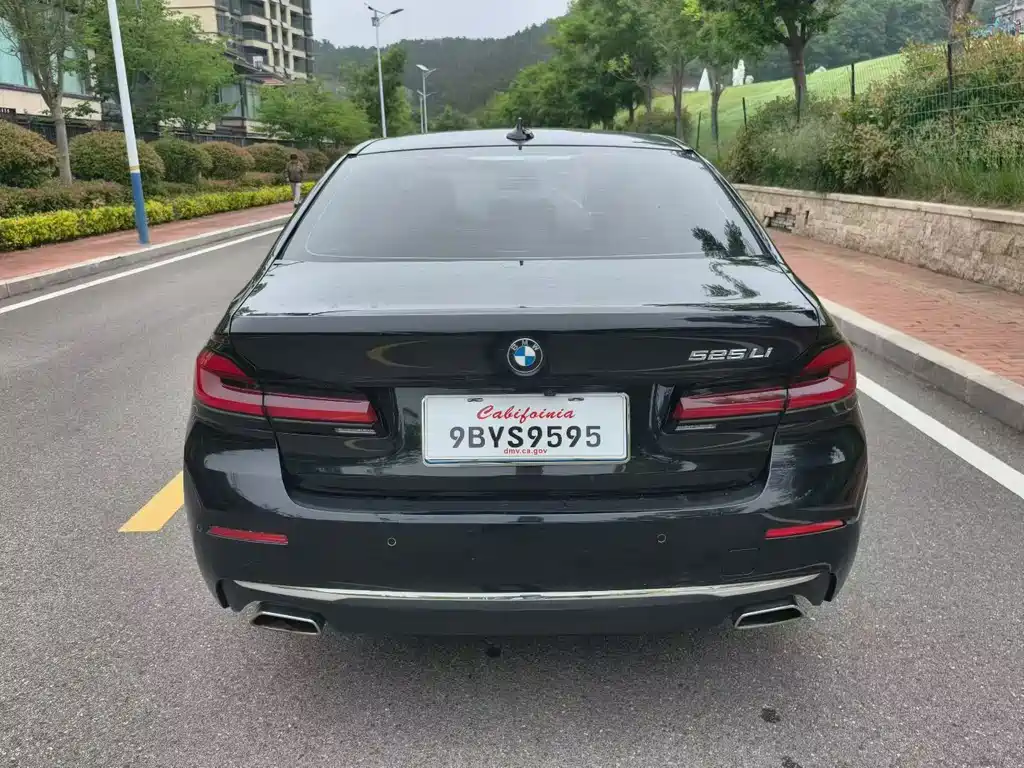 BMW 5 Series 2022