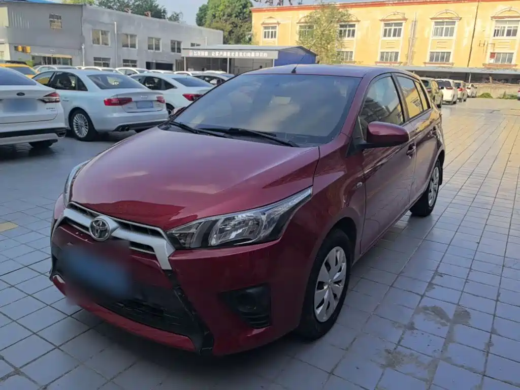 Toyota Yaris L 2016 — фото 2