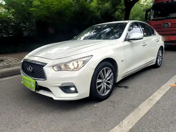 Infiniti Q50L 2023