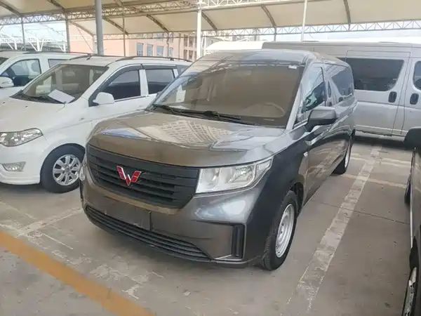 Wuling Journey 2022