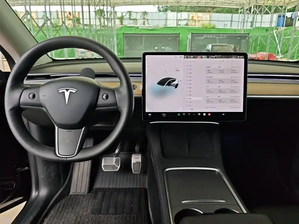 Tesla Model Y 2021 — фото 10