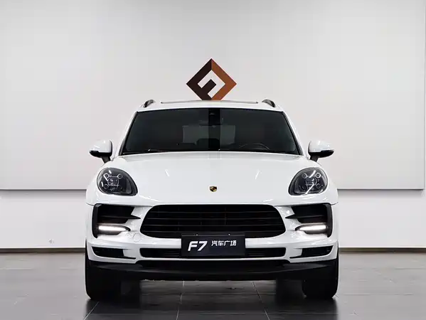 Porsche Macan 2020