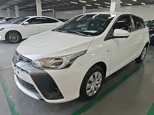 Toyota Yaris L 2020