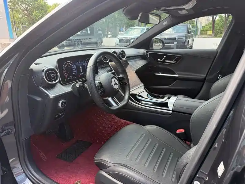 Mercedes-Benz C-Class 2022