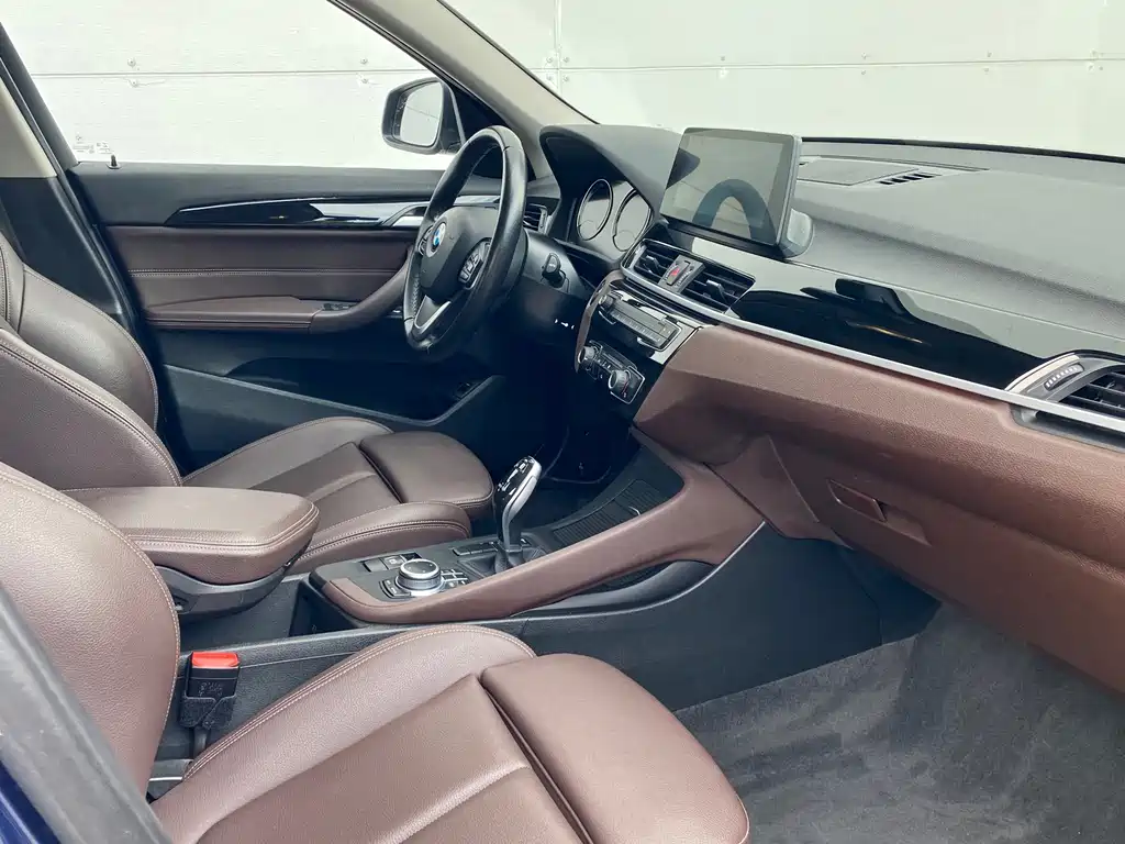 BMW X1 2021 — фото 17